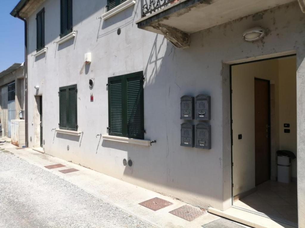 Ferienwohnung La Casa Di Alyss Bergamo Exterior foto